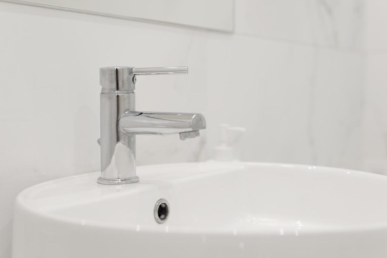 Olala Lisbon Oriente Suites A מראה חיצוני תמונה